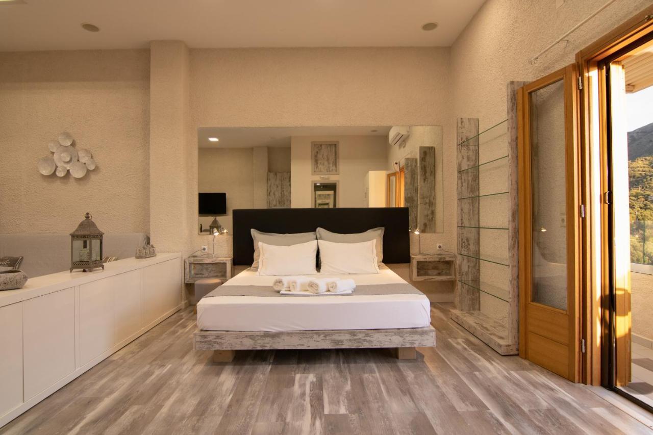 The Mountain House - Authentic Cretan Hideaway - Breathtaking And Nature Views Tourloti Экстерьер фото